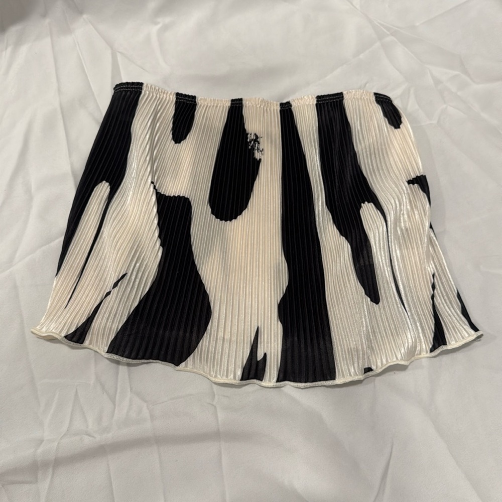 unique going out top